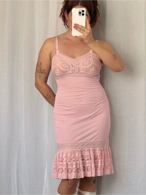 ⋆౨ৎ vintage bubblegum pink lace slip dress ⋆